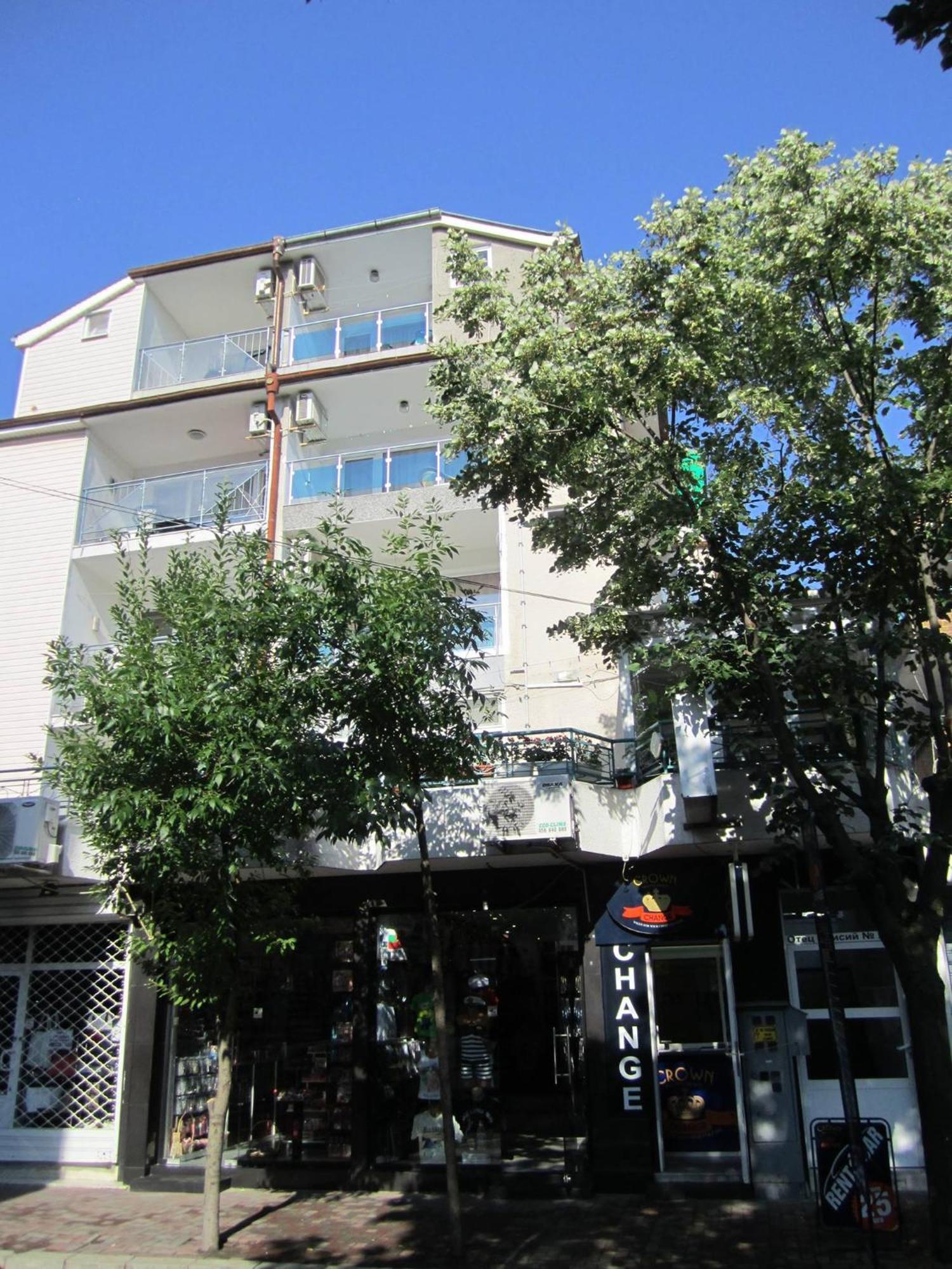 Central Guesthouse Nesebar Bagian luar foto